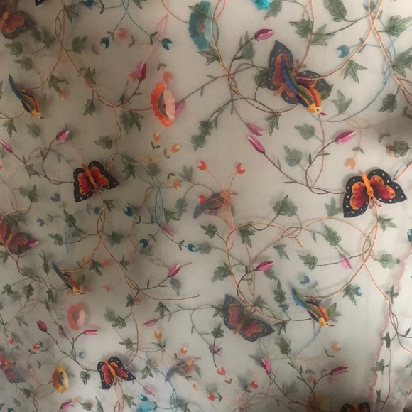 🌻SALE🌻Hand made net scarf - Picture 4 of 5